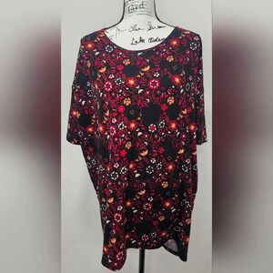 LuLaRoe IRMA Black/Red Floral Hi Low Tunic Top Blouse Size Medium NWOT